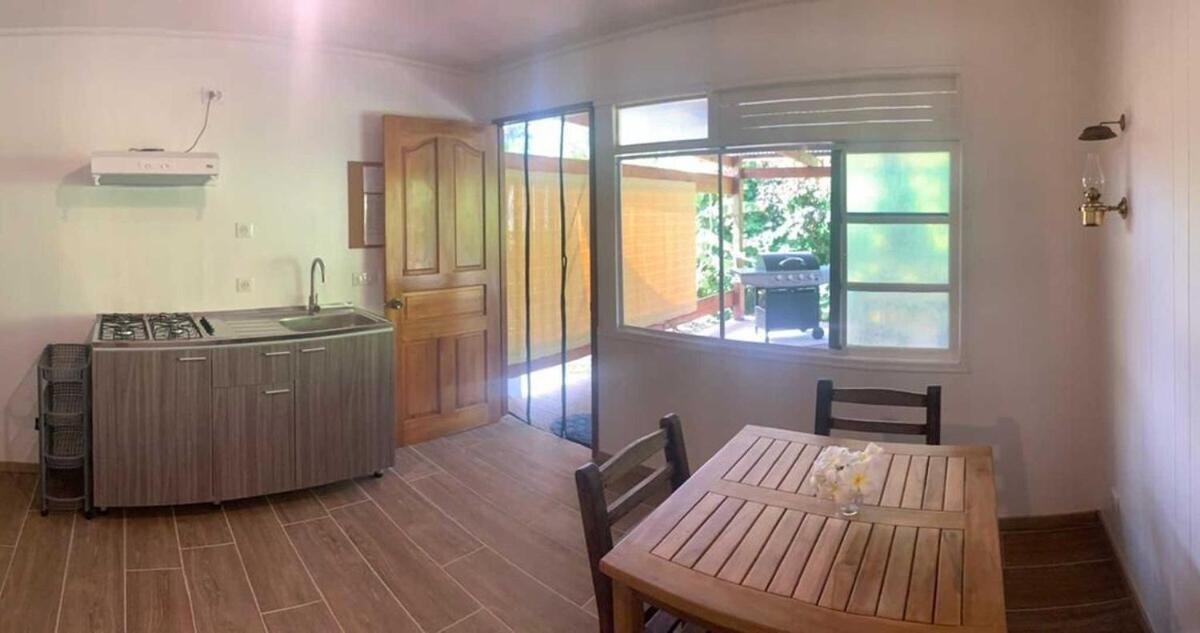 Moana Breeze Rangiroa - Rental Car Included - Air Conditioning - Wi-Fi Tiputa 객실 사진